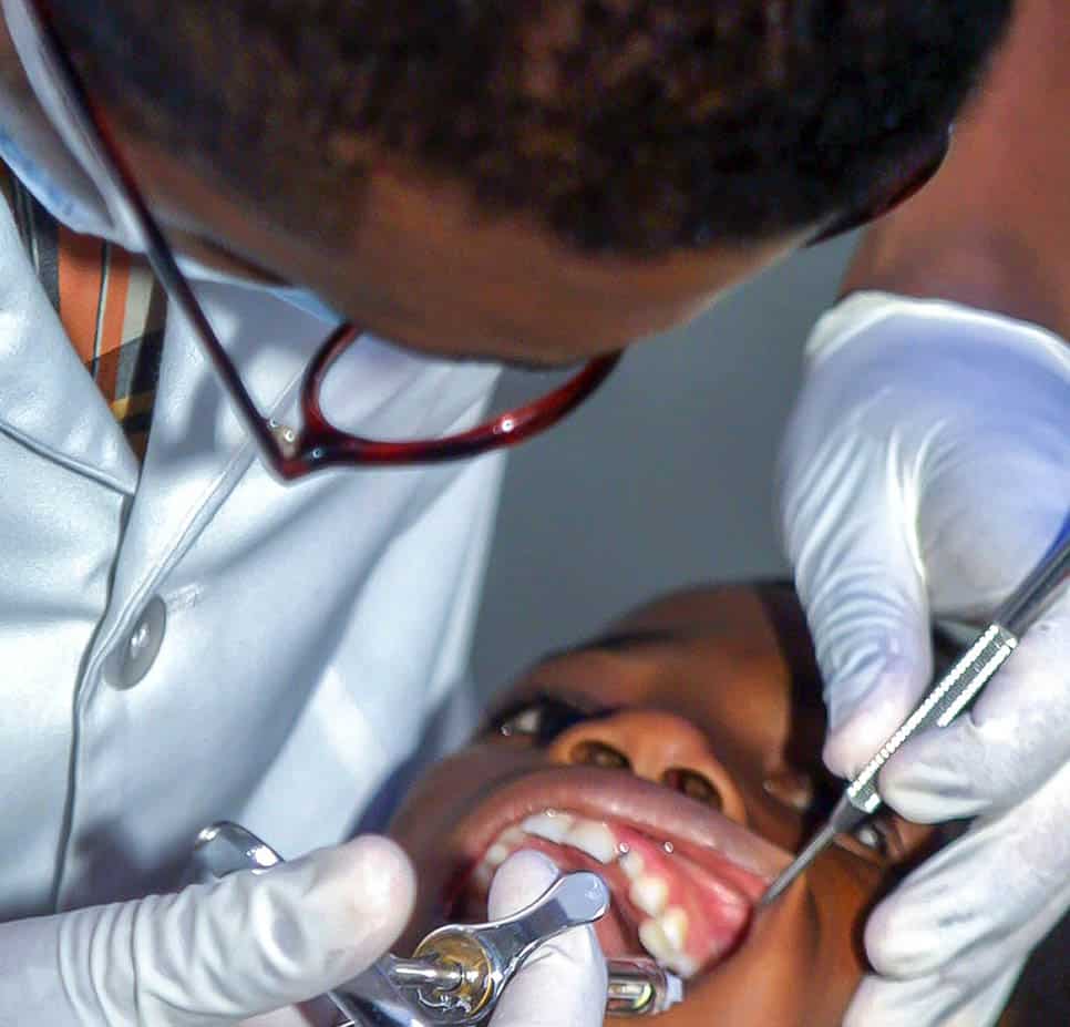 Fast and effective 1 hour teeth whitening service for instant results Bolton